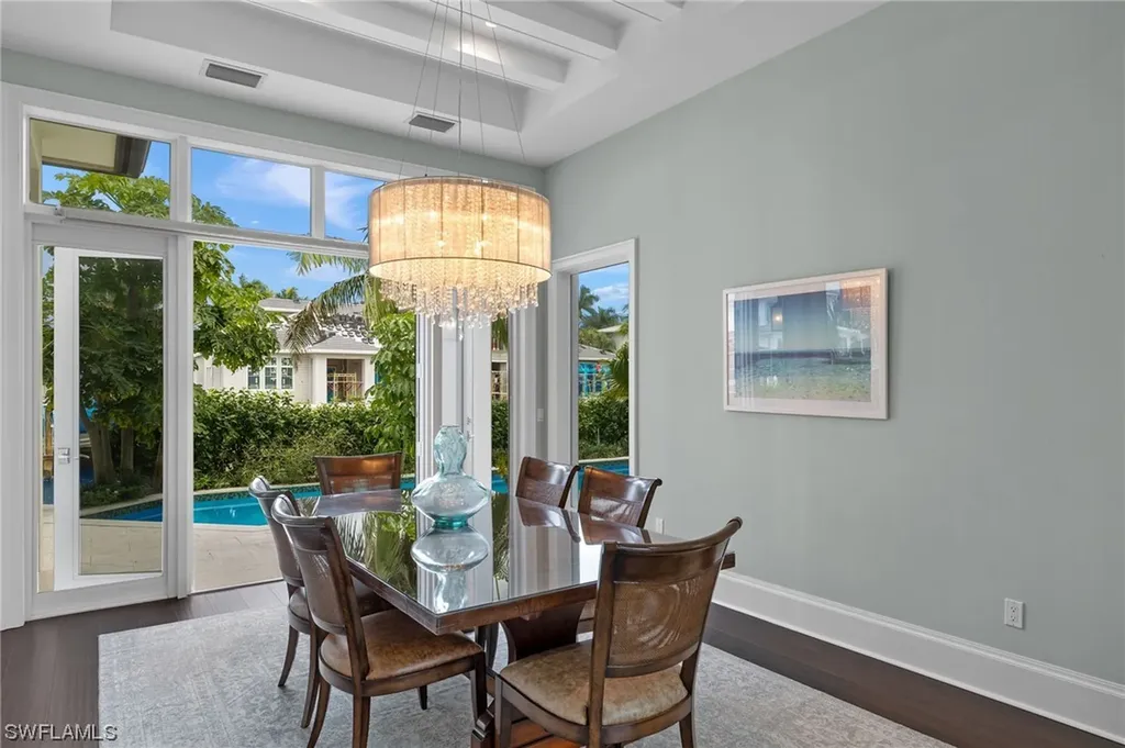 2275 Trout Court Naples FL 34102