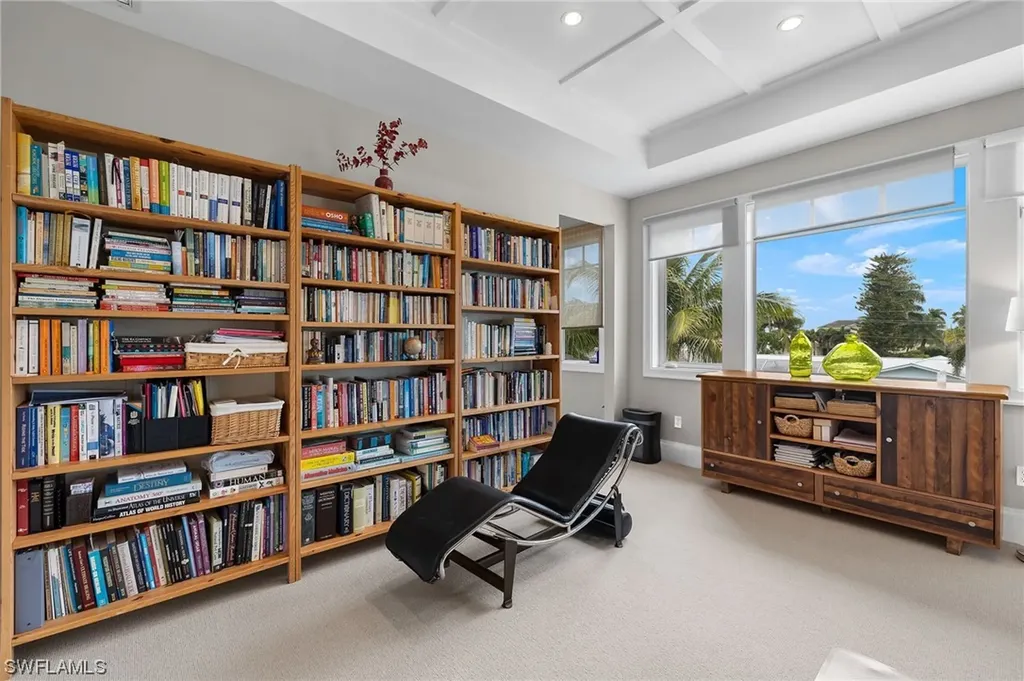 2275 Trout Court Naples FL 34102