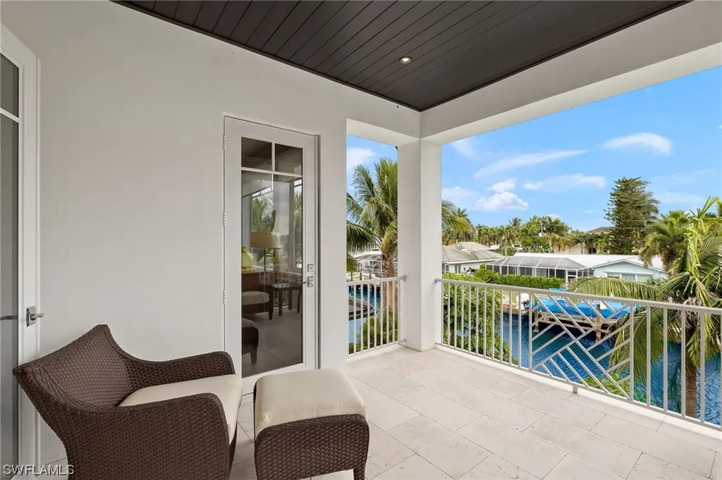 2275 Trout Court Naples FL 34102