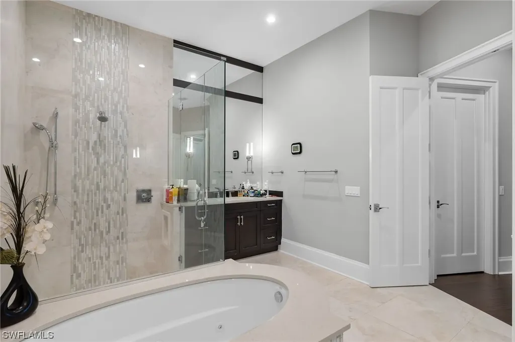 2275 Trout Court Naples FL 34102