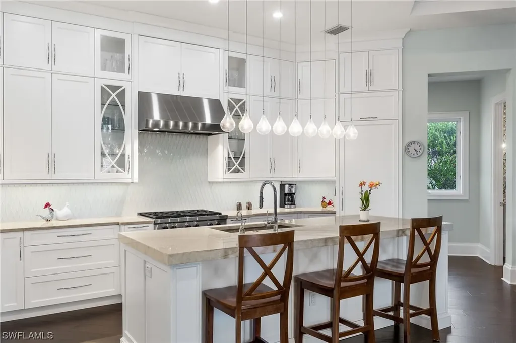 2275 Trout Court Naples FL 34102
