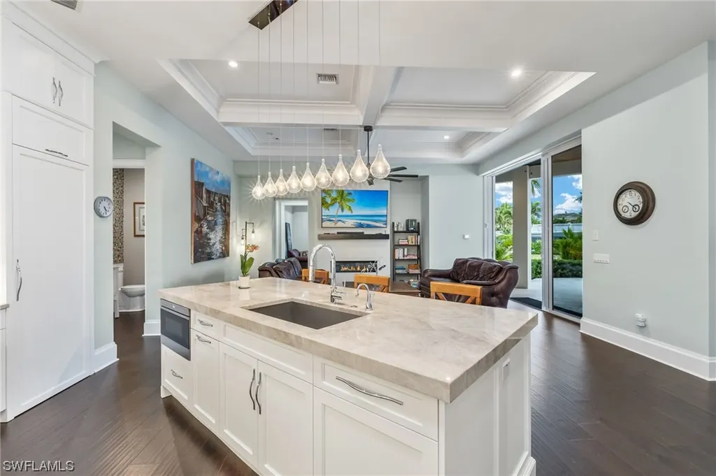 2275 Trout Court Naples FL 34102