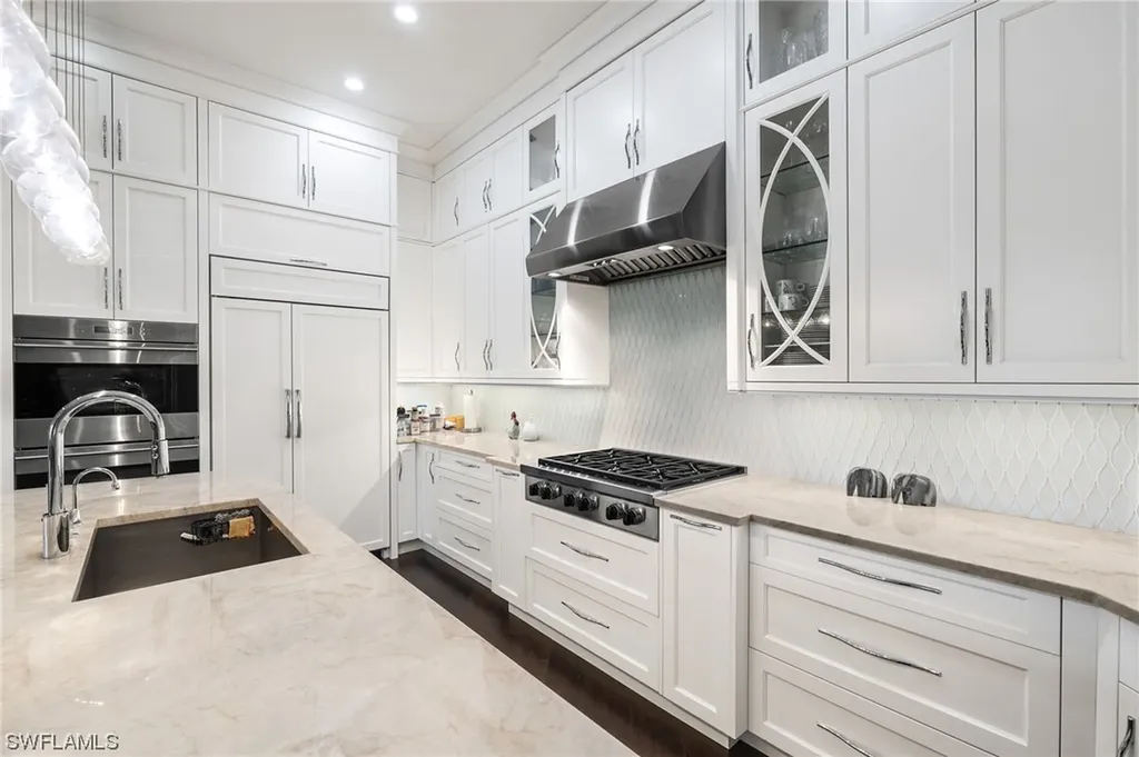 2275 Trout Court Naples FL 34102