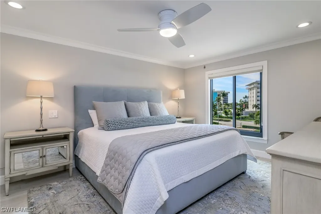 3430 Gulf Shore Boulevard N Naples FL 34103