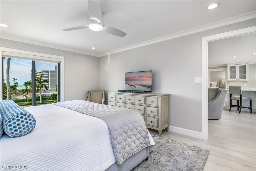 3430 Gulf Shore Boulevard N Naples FL 34103