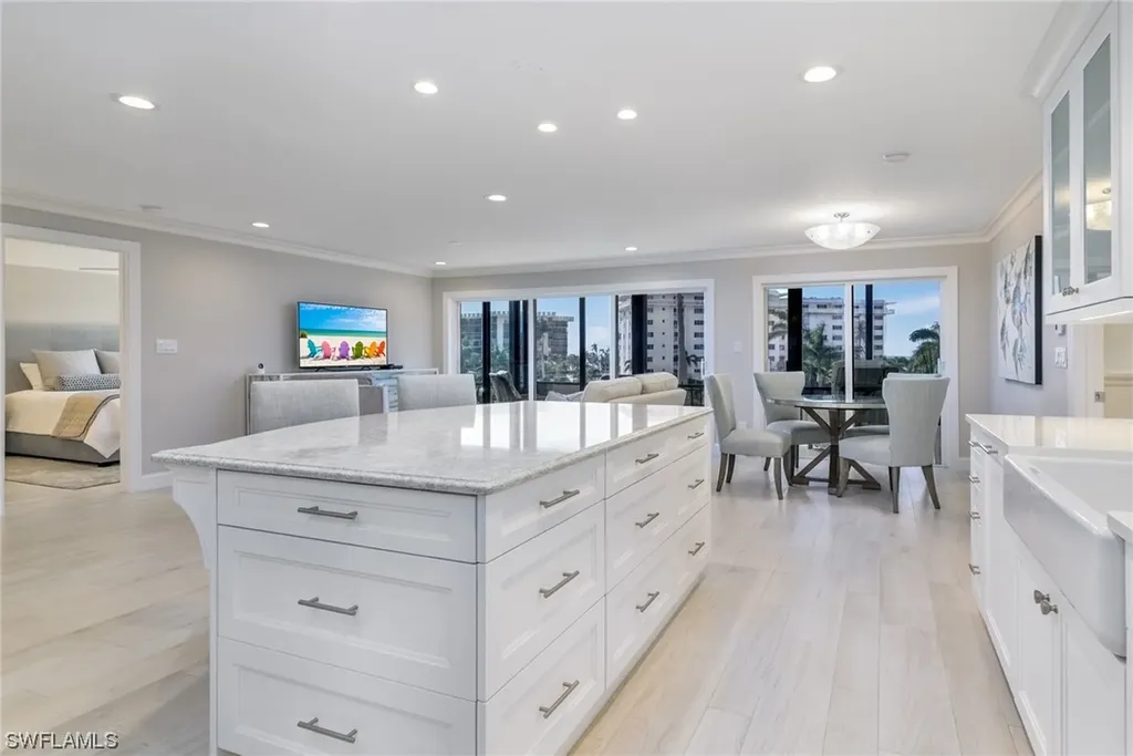 3430 Gulf Shore Boulevard N Naples FL 34103