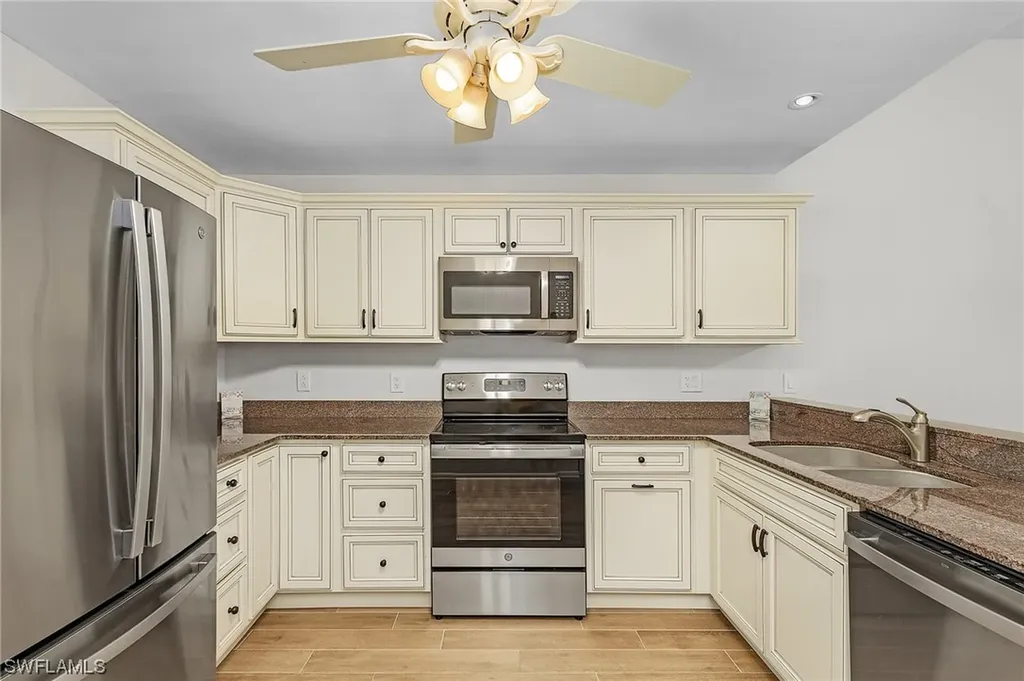 6372 Royal Woods Drive Fort Myers FL 33908