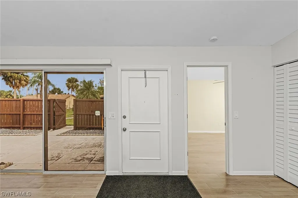6372 Royal Woods Drive Fort Myers FL 33908