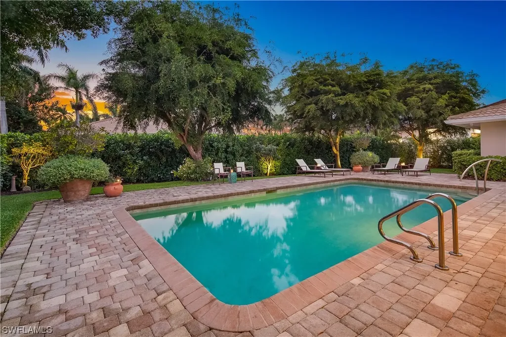 4083 Belair Lane Naples FL 34103
