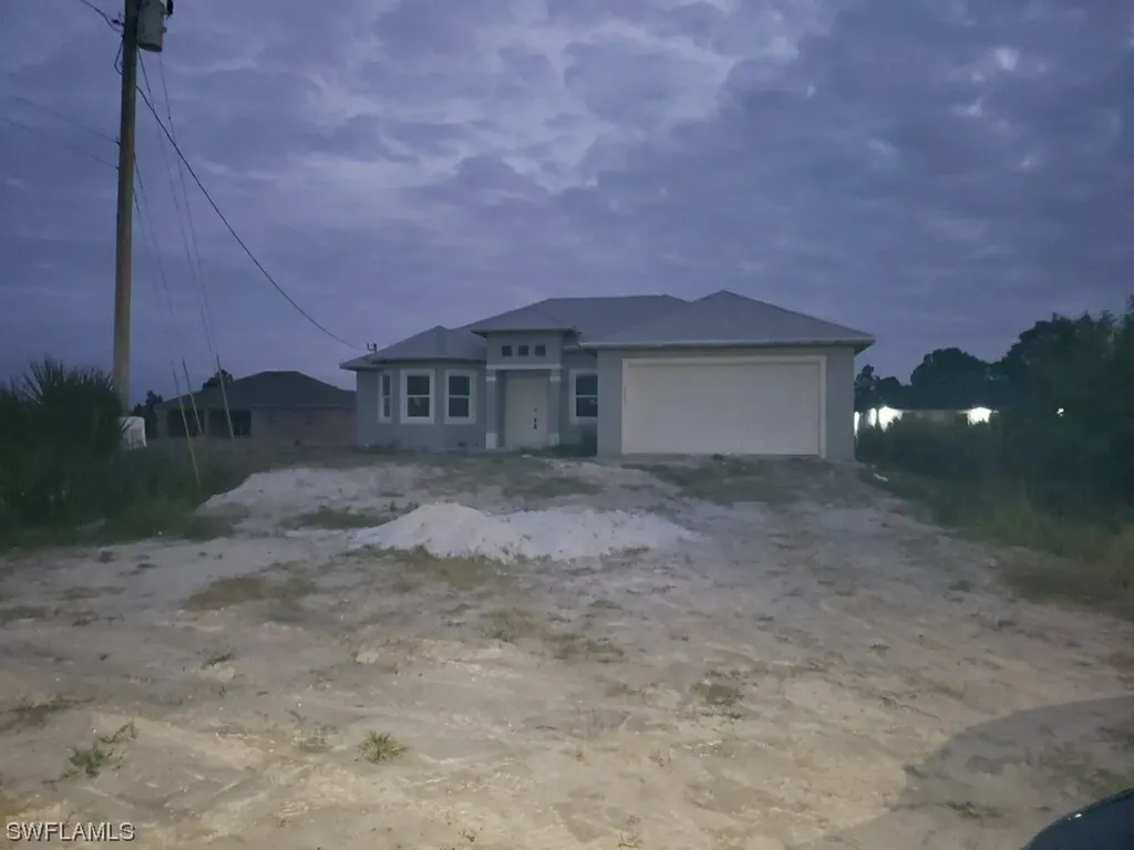 2501 40th Street SW Lehigh Acres FL 33976