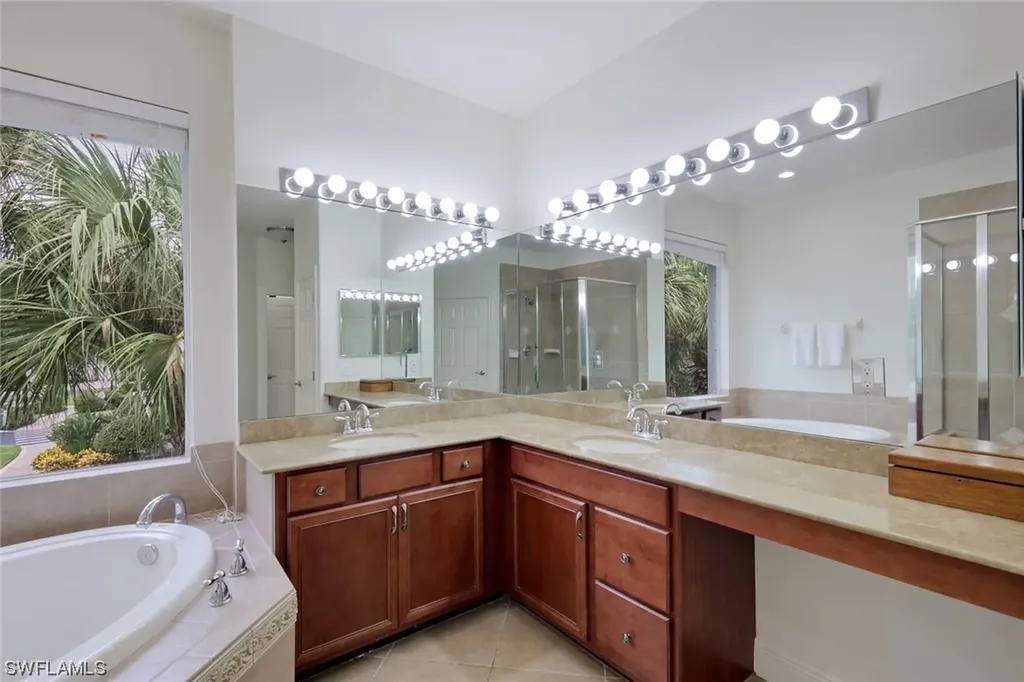 12811 Carrington Circle Naples FL 34105