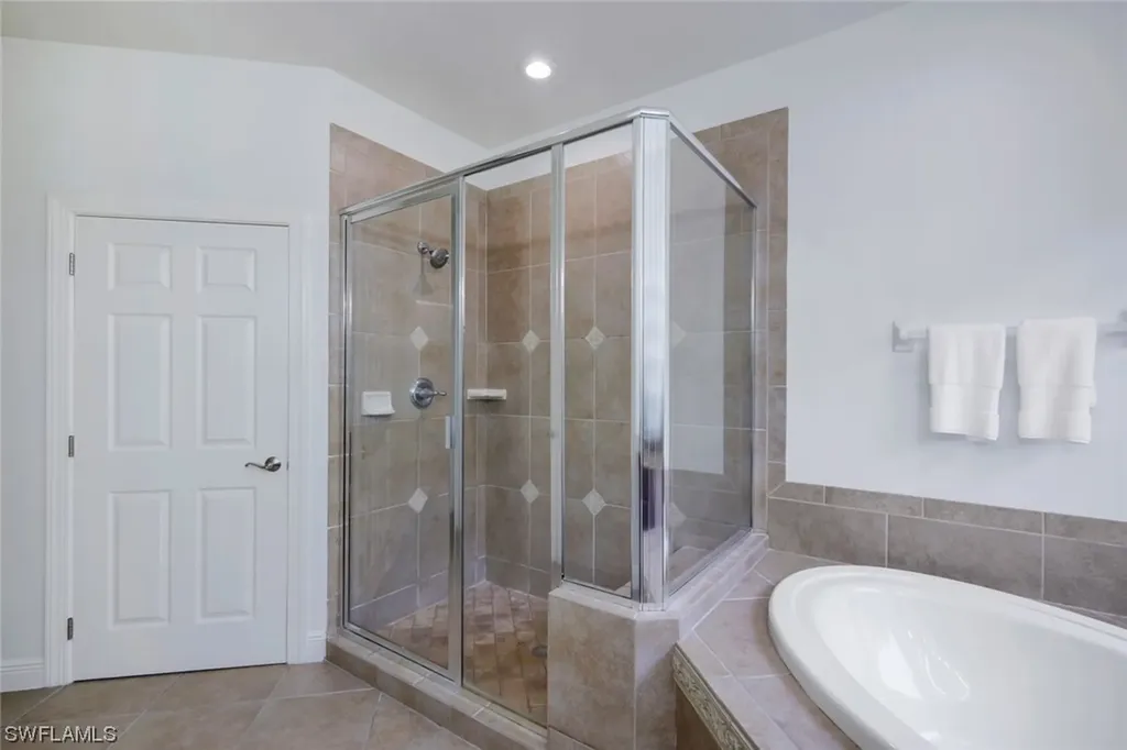 12811 Carrington Circle Naples FL 34105