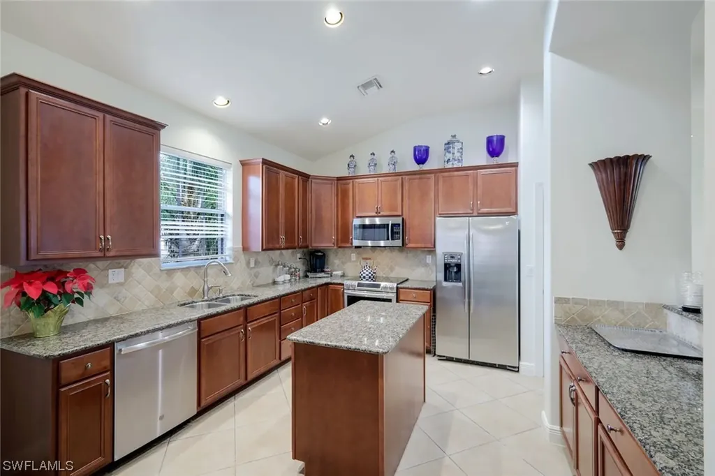 12811 Carrington Circle Naples FL 34105