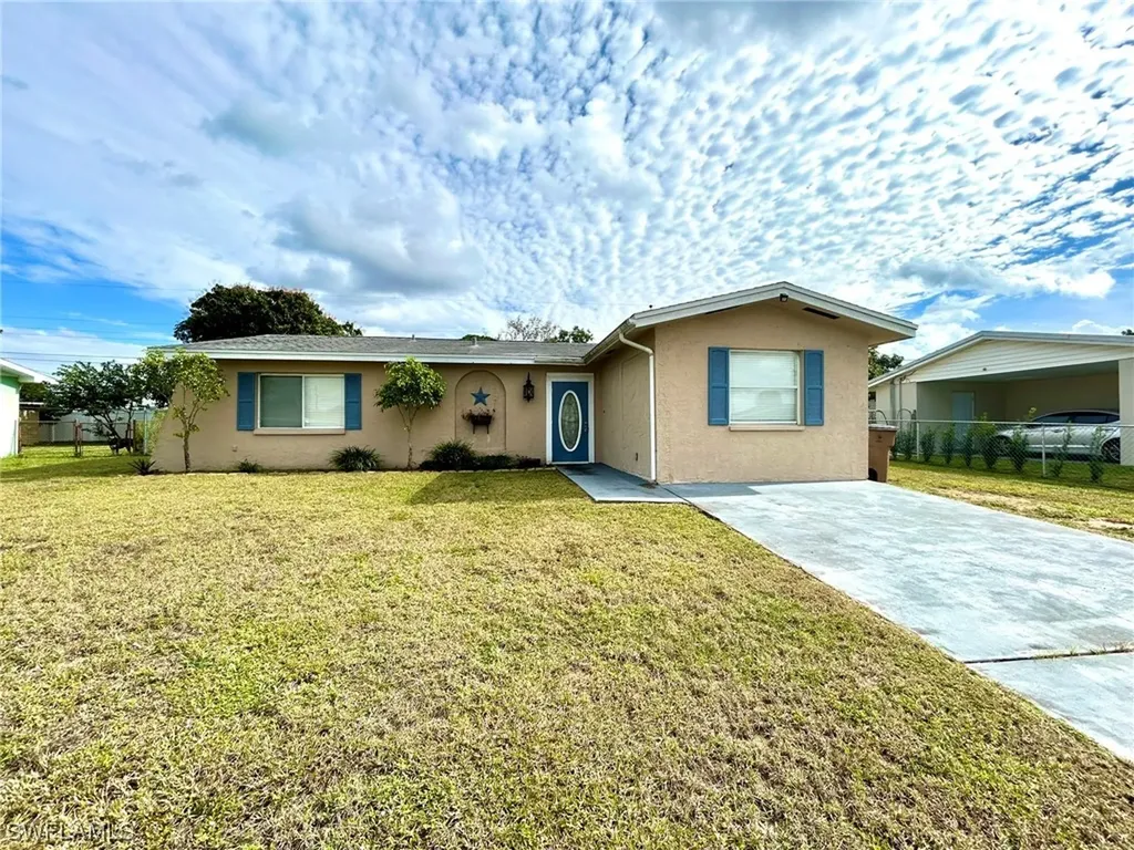 310 Morgan Circle N Lehigh Acres FL 33936