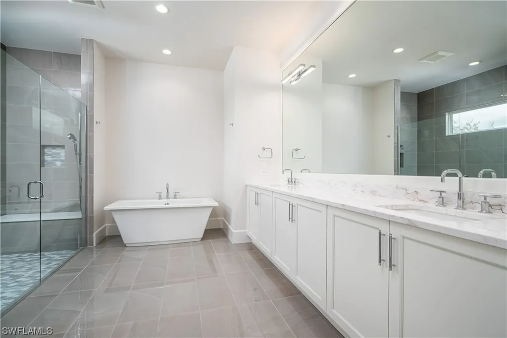16779 Cabreo Drive Naples FL 34110
