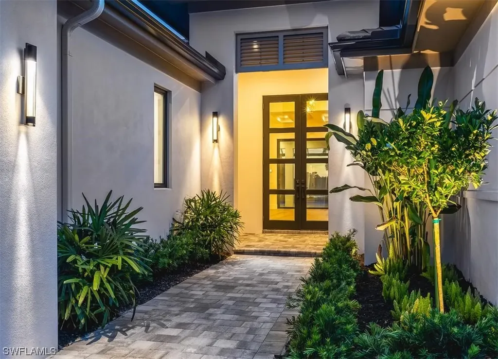 16779 Cabreo Drive Naples FL 34110