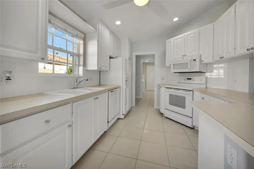 3053 Futuna Lane Naples FL 34119