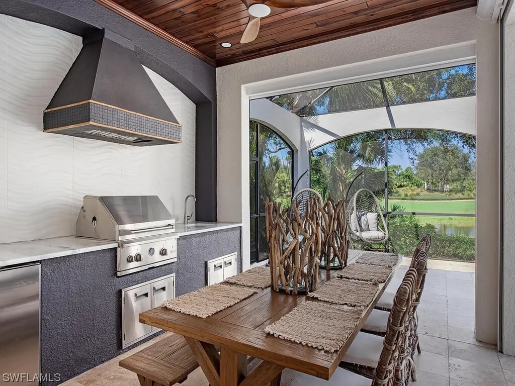 3301 Runaway Lane Naples FL 34114