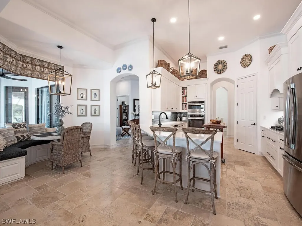 3301 Runaway Lane Naples FL 34114