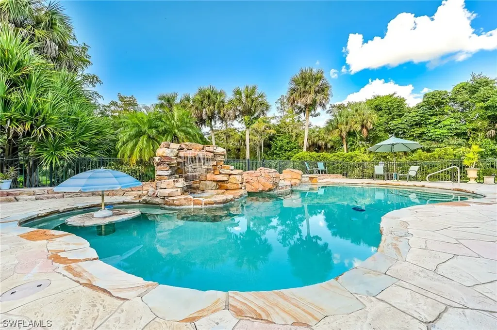 4321 15th Avenue SW Naples FL 34116