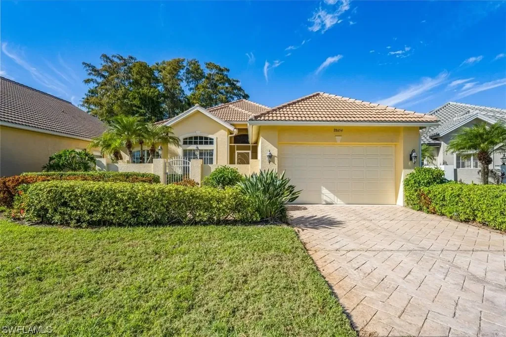 Bonita Springs FL, 28654 Highgate Drive