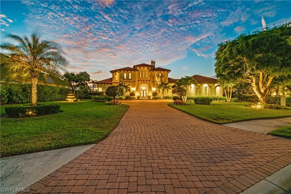 208 Audubon Boulevard Naples FL 34110