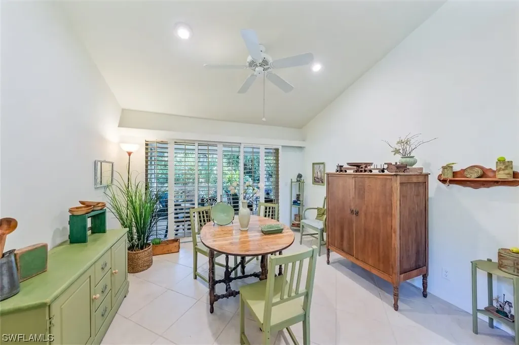 348 Carinosa Court Naples FL 34110