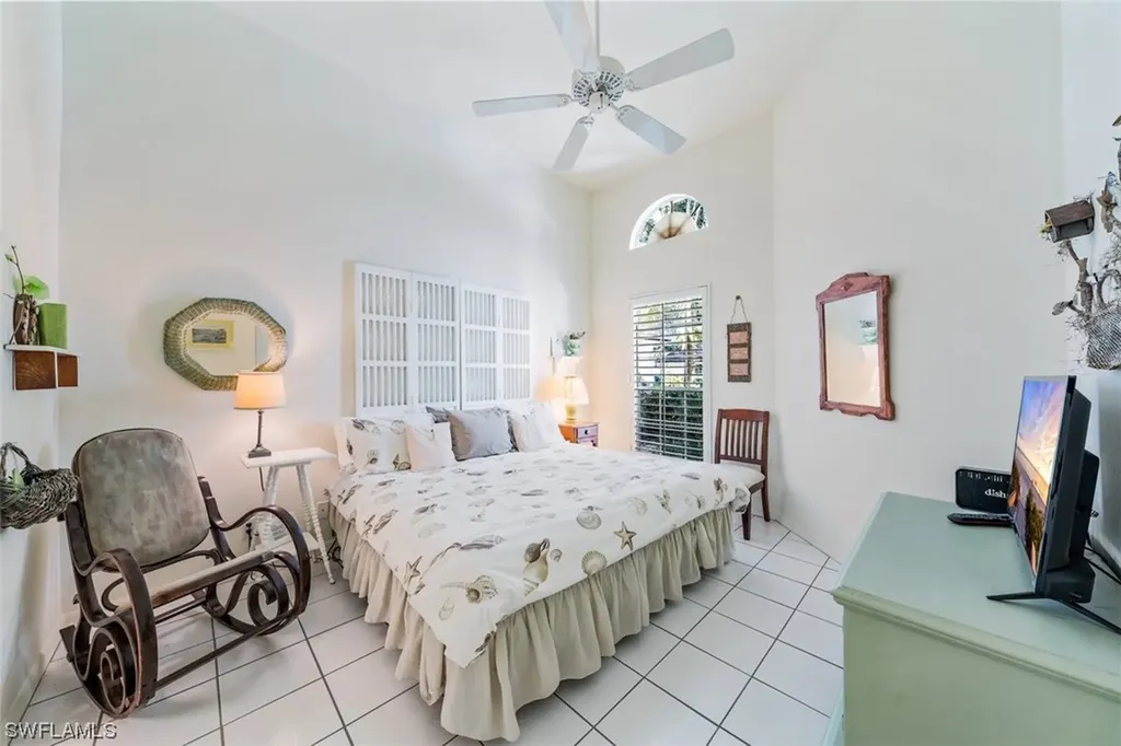 348 Carinosa Court Naples FL 34110