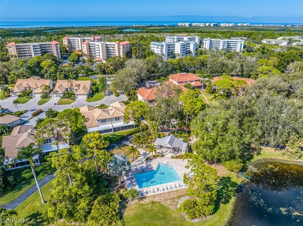 348 Carinosa Court Naples FL 34110