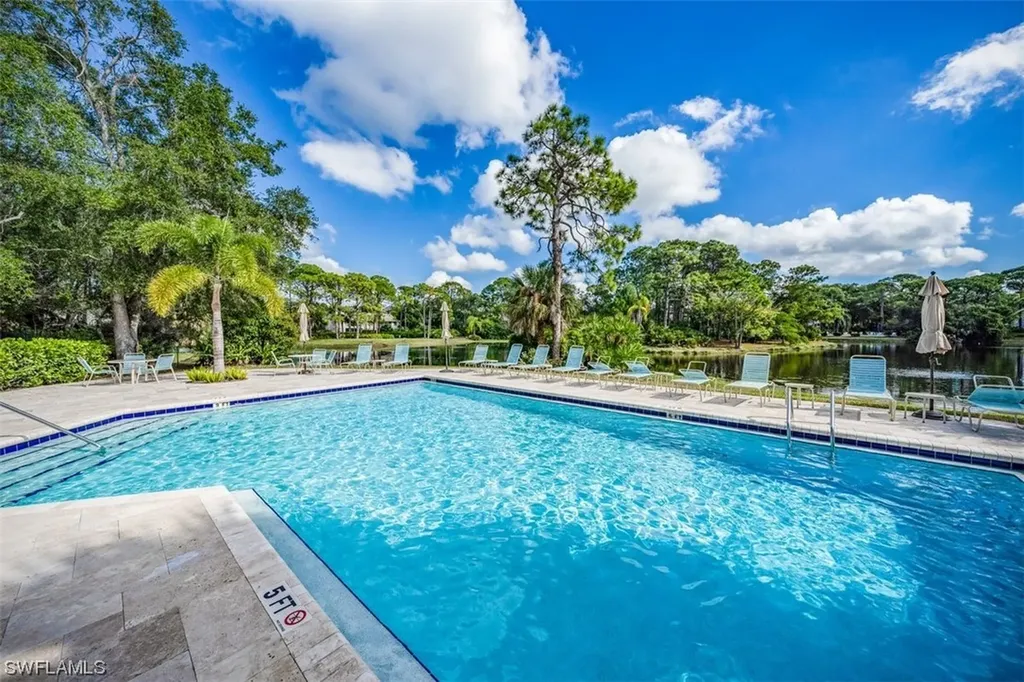 348 Carinosa Court Naples FL 34110