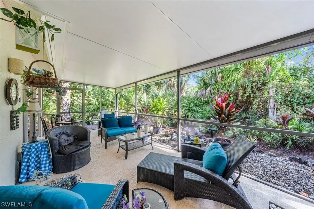 348 Carinosa Court Naples FL 34110