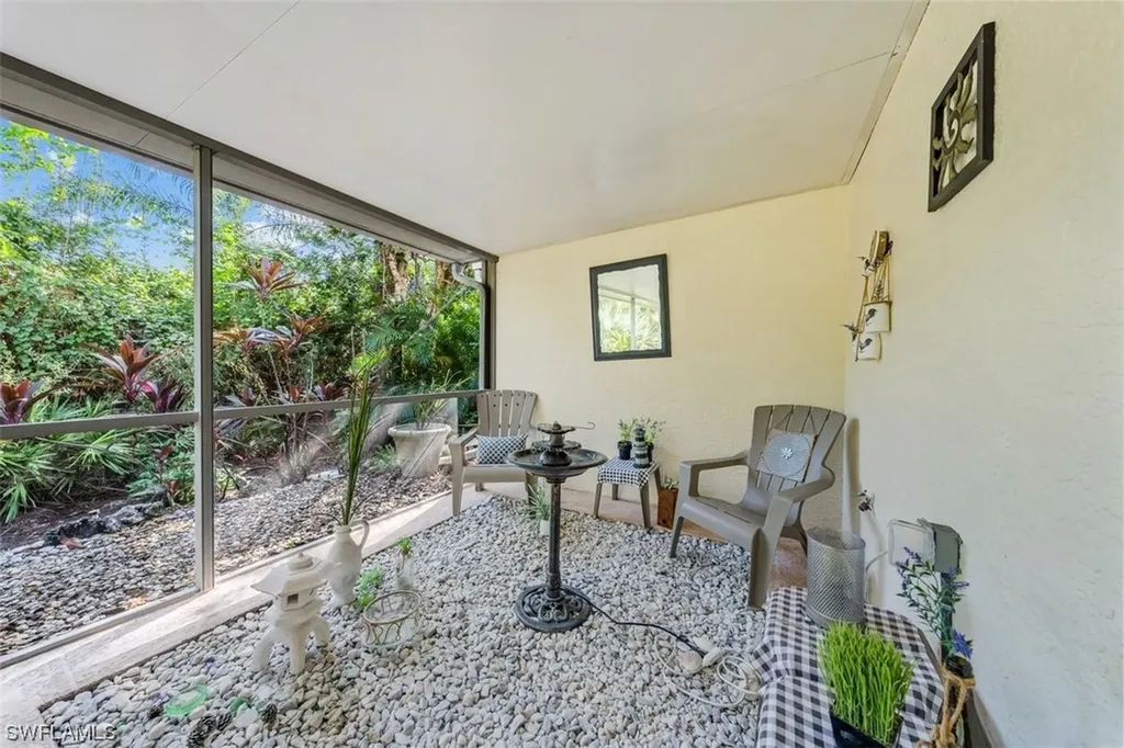 348 Carinosa Court Naples FL 34110