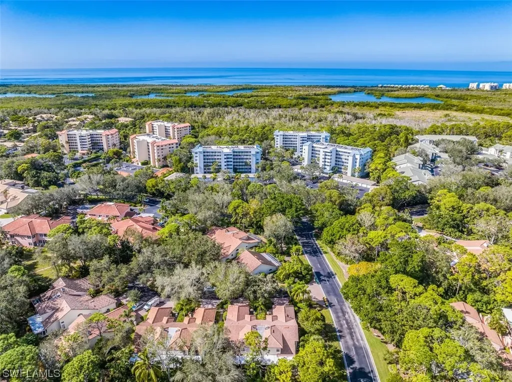 348 Carinosa Court Naples FL 34110