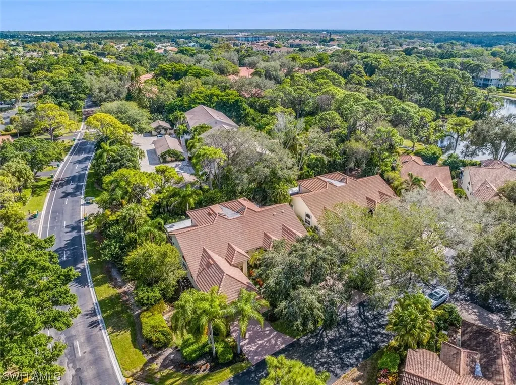 348 Carinosa Court Naples FL 34110