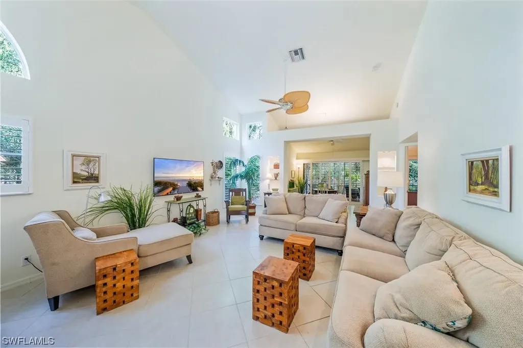 348 Carinosa Court Naples FL 34110