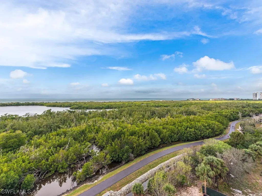6849 Grenadier Boulevard Naples FL 34108