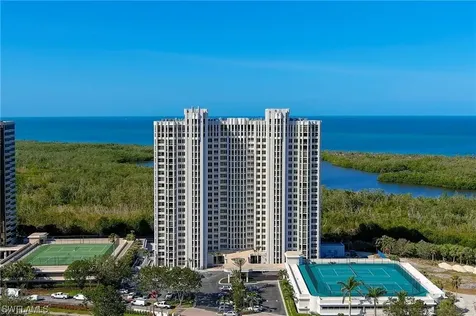 6849 Grenadier Boulevard Naples FL 34108