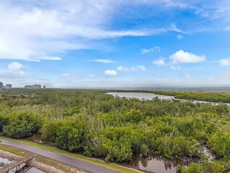 6849 Grenadier Boulevard Naples FL 34108