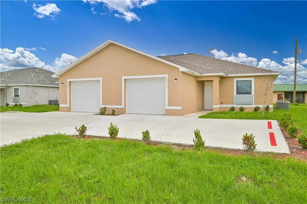 2935 Skyline Boulevard Cape Coral FL 33914