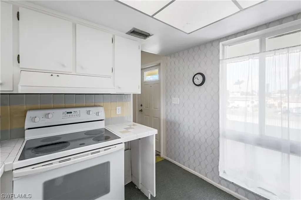 114 Teryl Road Naples FL 34112