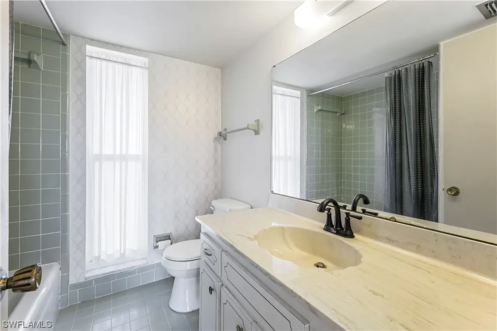 114 Teryl Road Naples FL 34112