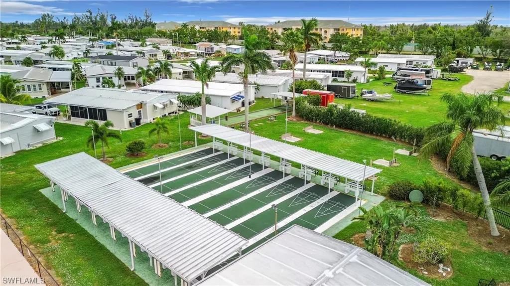 211 Derwent Boulevard Fort Myers FL 33908