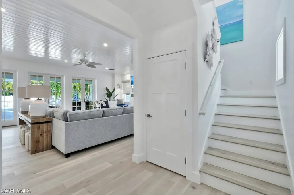 535 93rd Avenue N Naples FL 34108