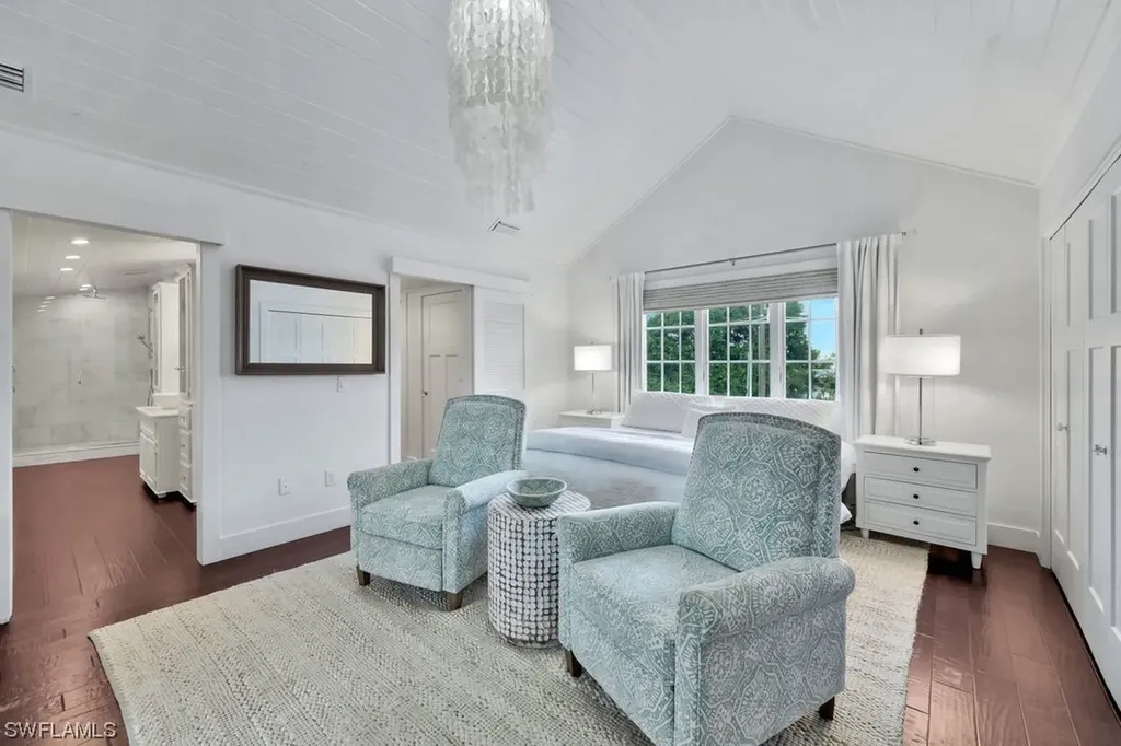 535 93rd Avenue N Naples FL 34108