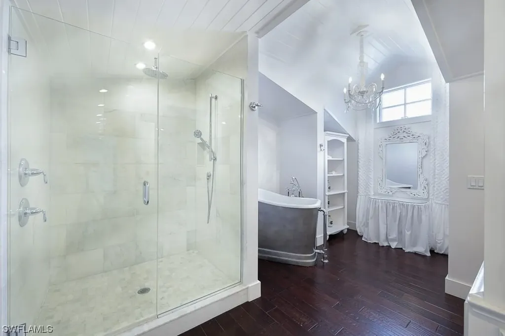 535 93rd Avenue N Naples FL 34108