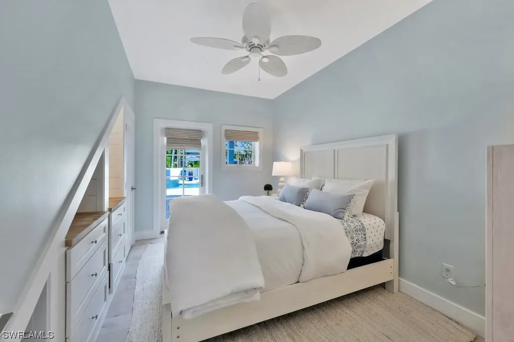 535 93rd Avenue N Naples FL 34108