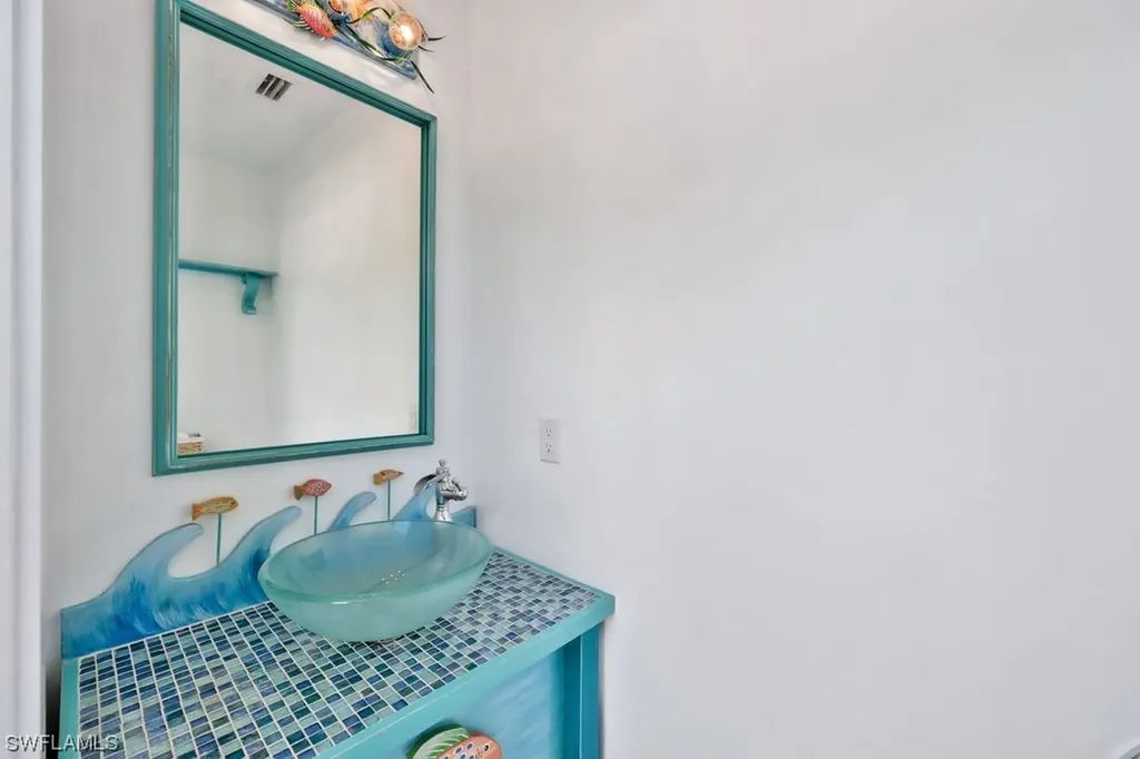 535 93rd Avenue N Naples FL 34108