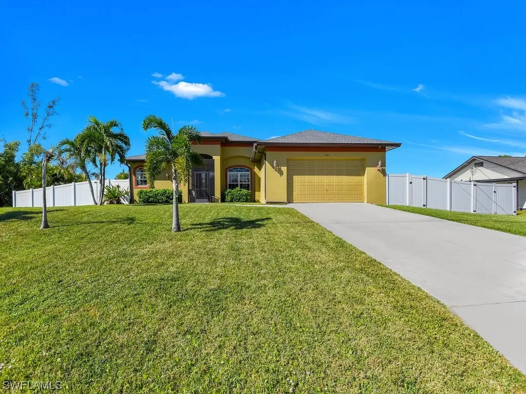 1426 SW 15th Place Cape Coral FL 33991