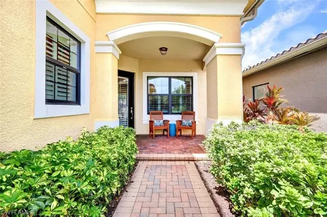 13673 Mandarin Circle Naples FL 34109