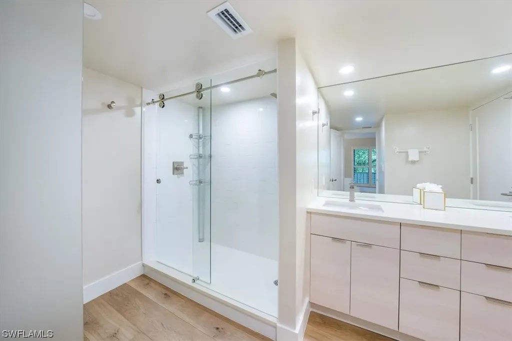 103 Clubhouse Lane Naples FL 34105